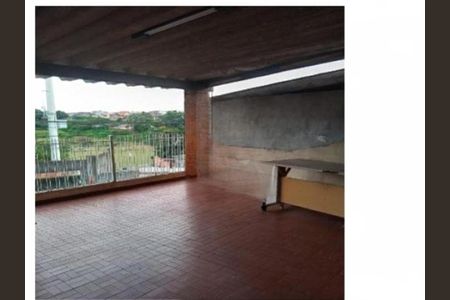 Casa à venda com 3 quartos, 135m² em Vila Yolanda, Osasco