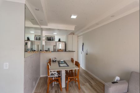 Sala de apartamento à venda com 2 quartos, 50m² em Jardim do Lago Continuacao, Campinas