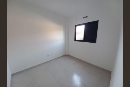 Quarto 1 de apartamento para alugar com 2 quartos, 49m² em Vila Voturuá, São Vicente