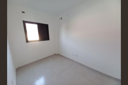 Quarto 1 de apartamento para alugar com 2 quartos, 49m² em Vila Voturuá, São Vicente