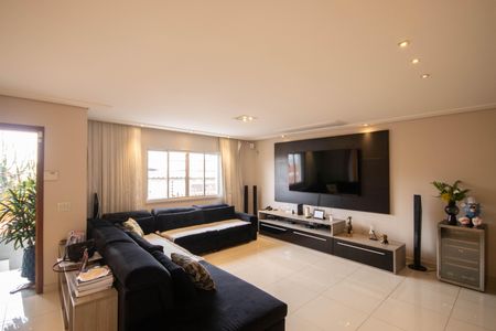 Sala de casa à venda com 3 quartos, 350m² em Jardim Japao, São Paulo