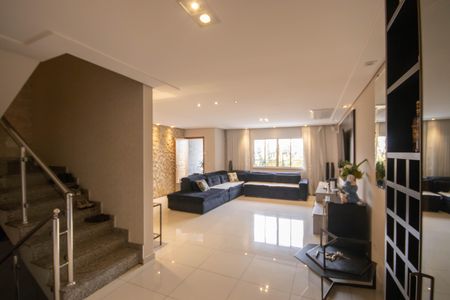 Sala de casa à venda com 3 quartos, 350m² em Jardim Japao, São Paulo