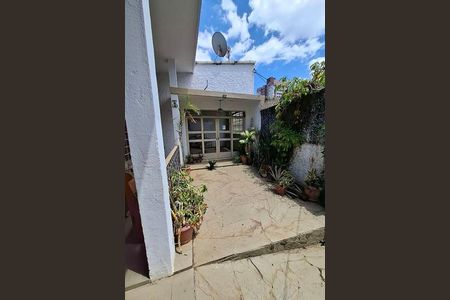 Casa à venda com 4 quartos, 400m² em Serra, Belo Horizonte