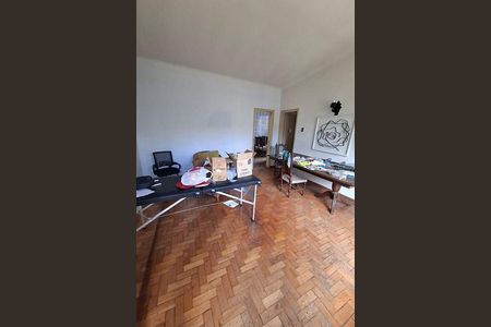 Casa à venda com 4 quartos, 400m² em Serra, Belo Horizonte