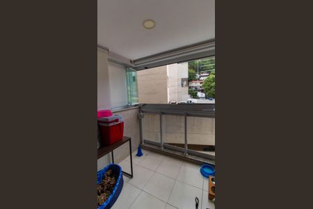 Varanda de apartamento à venda com 2 quartos, 72m² em Santa Rosa, Niterói