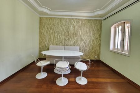 Sala de casa à venda com 3 quartos, 320m² em Jardim dos Oliveiras, Campinas