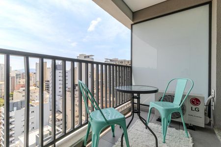 Varanda de apartamento para alugar com 1 quarto, 22m² em Santa Ifigênia, São Paulo