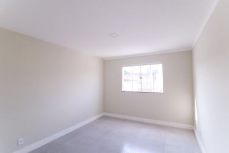 Quarto de apartamento para alugar com 2 quartos, 68m² em Pilares, Rio de Janeiro