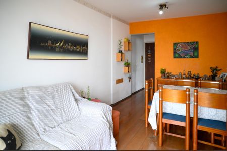Sala de apartamento à venda com 3 quartos, 75m² em Vila Moinho Velho, São Paulo