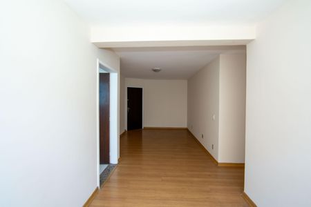 Sala de apartamento para alugar com 3 quartos, 80m² em Coração Eucarístico, Belo Horizonte