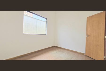 Quarto 1 de casa para alugar com 3 quartos, 170m² em Várzea, Lagoa Santa