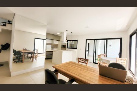 Sala de apartamento à venda com 3 quartos, 232m² em Parque Taquaral, Campinas