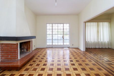 Sala de casa para alugar com 2 quartos, 200m² em Santo Amaro, São Paulo