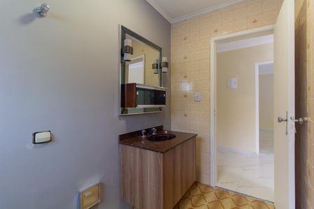 Banheiro de casa para alugar com 1 quarto, 40m² em Chácara Belenzinho, São Paulo