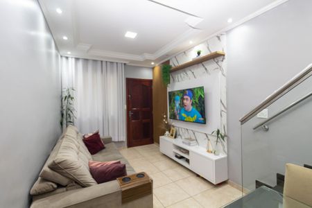 Sala de casa de condomínio à venda com 2 quartos, 70m² em Parada Xv de Novembro, São Paulo