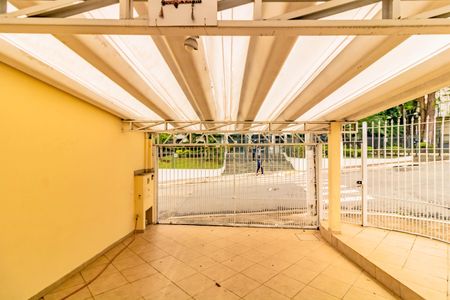 Sala de casa para alugar com 4 quartos, 250m² em Jardim Oriental, São Paulo