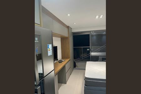 Casa para alugar com 4 quartos, 350m² em Jardim dos Estados, São Paulo