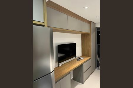 Casa para alugar com 4 quartos, 350m² em Jardim dos Estados, São Paulo