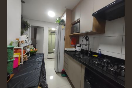 Cozinha de apartamento à venda com 2 quartos, 34m² em Vila Palmeiras, São Paulo