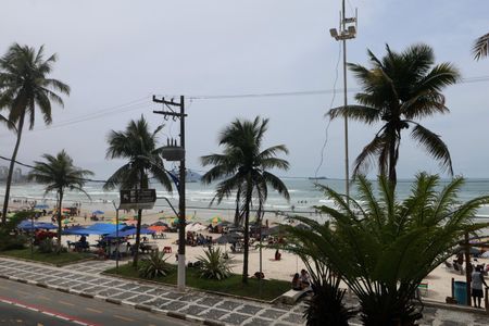 Vista de apartamento para alugar com 4 quartos, 180m² em Vila Luis Antonio, Guarujá