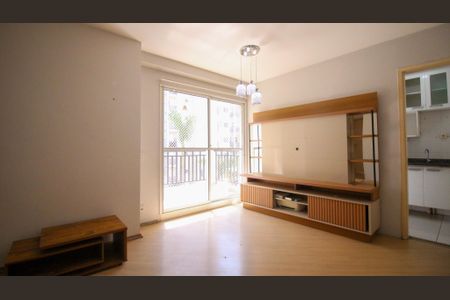 Sala de apartamento para alugar com 2 quartos, 67m² em Sítio da Figueira, São Paulo