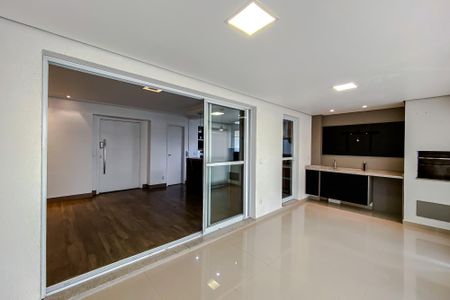 Varanda de apartamento à venda com 3 quartos, 107m² em Vila Lucia Elvira, São Paulo