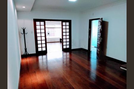 Casa à venda com 3 quartos, 220m² em Jardim Jabaquara, São Paulo