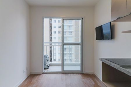 Sala/Cozinha de apartamento para alugar com 1 quarto, 25m² em Vila Butantã, São Paulo