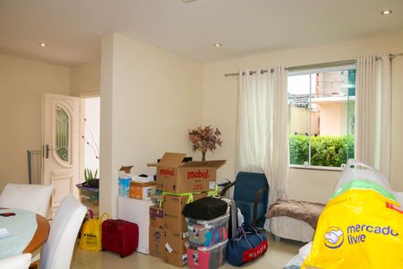 Sala de casa de condomínio à venda com 3 quartos, 179m² em Cachambi, Rio de Janeiro