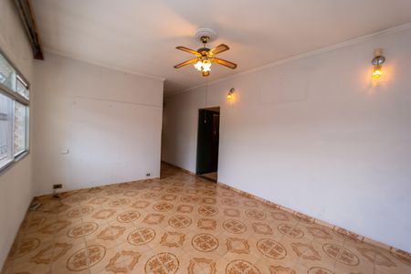 Sala de casa à venda com 3 quartos, 250m² em Vila Araguaia, São Paulo
