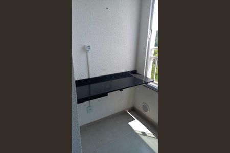 Sala de apartamento para alugar com 2 quartos, 47m² em Jardim Sandra, Cotia