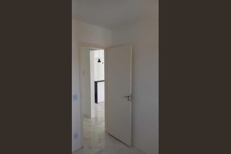 Sala de apartamento para alugar com 2 quartos, 47m² em Jardim Sandra, Cotia