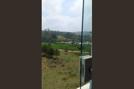 Sala de apartamento para alugar com 2 quartos, 47m² em Jardim Sandra, Cotia