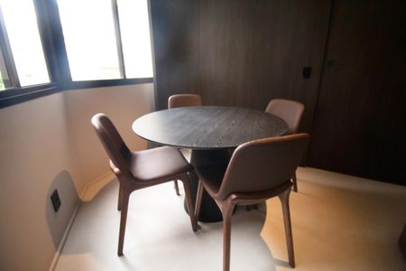 Sala de apartamento para alugar com 1 quarto, 50m² em Jardim Paulistano, São Paulo