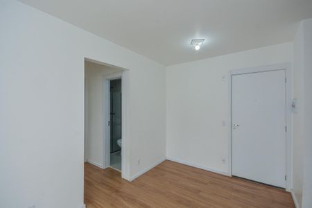 Sala de apartamento à venda com 2 quartos, 46m² em Jardim Santo Antoninho, São Paulo