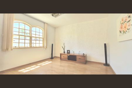 Sala de casa à venda com 4 quartos, 790m² em Várzea, Lagoa Santa