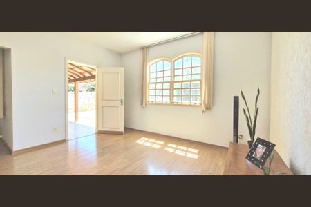 Sala de casa à venda com 4 quartos, 790m² em Várzea, Lagoa Santa