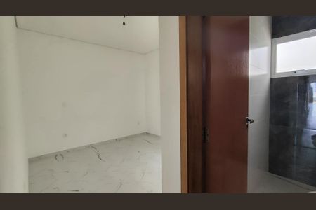 Casa à venda com 3 quartos, 110m² em Vila Vitória, Santo André