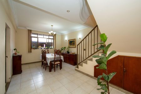 Sala de casa à venda com 4 quartos, 400m² em Alto dos Pinheiros, Belo Horizonte