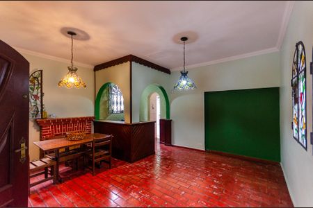 Sala de casa à venda com 3 quartos, 340m² em Vila Pedra Branca, São Paulo