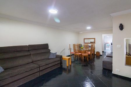 Casa à venda com 3 quartos, 240m² em Vila Lageado, São Paulo