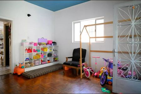 Foto 04 de casa à venda com 4 quartos, 300m² em Jardim da Saúde, São Paulo