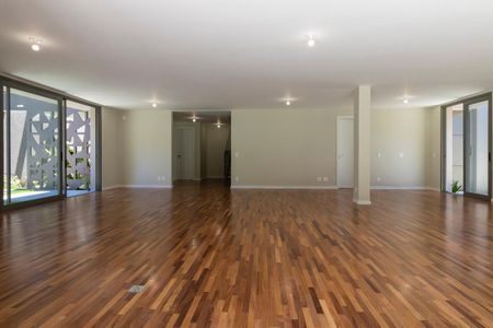 Foto 21 de casa à venda com 5 quartos, 370m² em Alto de Pinheiros, São Paulo