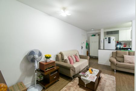 Sala de apartamento à venda com 2 quartos, 66m² em Jardim Santo Antoninho, São Paulo