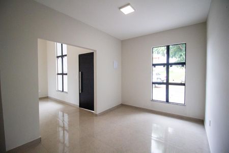 Sala de casa de condomínio para alugar com 2 quartos, 80m² em Vila Nova Sorocaba, Sorocaba