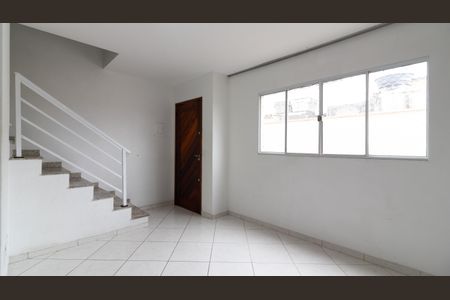 Sala de casa de condomínio à venda com 2 quartos, 56m² em Parque Boturussu, São Paulo