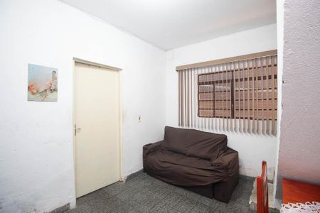 Sala de casa para alugar com 4 quartos, 300m² em Vila Nova Carolina, São Paulo