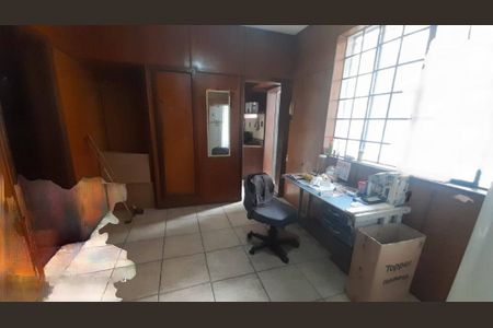 Casa à venda com 4 quartos, 261m² em Funcionários, Belo Horizonte