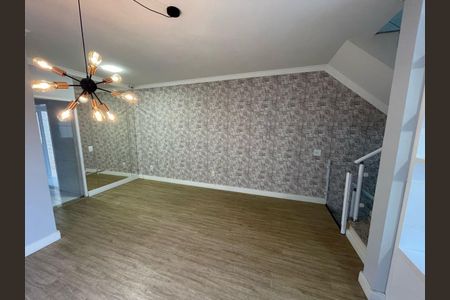 Casa à venda com 3 quartos, 190m² em Vila Marari, São Paulo