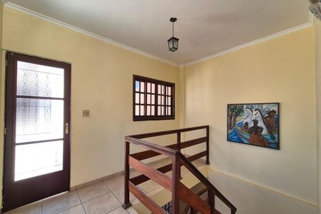 Hall de Entrada de casa para alugar com 4 quartos, 228m² em Parque Santa Bárbara, Campinas